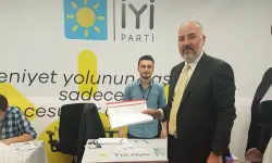 İyi Parti'de Kan Kaybı Devam Ediyor