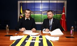 Fenerbahçe'de Çağlar Söyüncü İmzayı Attı