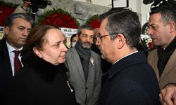 Özgür Özel, Ankara Milletvekili Semra Dinçer'in Annesinin Cenaze Törenine Katıldı