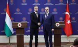 Macaristan Dışişleri Bakanından Türkiye'ye Vize Açıklaması