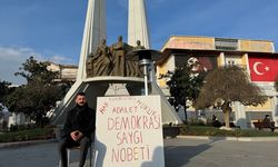 CHP'de Meclis Üyesi Gösterilmeyince Bakırköy'de Oturma Eylemi Başlattı