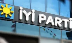 İYİ Parti'de İstifalar Devam Ediyor