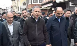 Bakan Yerlikaya: Kamyon, Tanker ve Çekicileri 24 saat Boyunca Trafikten Kısıtlıyoruz