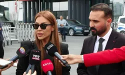 Dilan Polat'ın Yakınları Duruşma Çıkışında Banu Parlak'a Tükürdü!