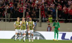 Fenerbahçe Tur Şansını Kadıköy'e Bıraktı 3-2