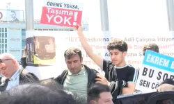 Özel Halk Otobüsü Sahipleri, Ödeme Alamadıkları İçin İBB'nin Kapısına Dayandılar!