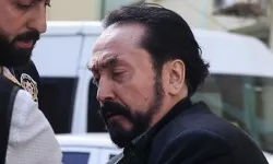 Adnan Oktar Davasında İsveçli Avukatın Duruşma Salonundan Görüntü Alması Tartışma Yarattı!