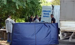 Antalya'da Silah Sesleri: Çilek Satıcısına 12 Kurşun!