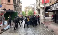 Taksim Meydanı'na Yürümek İsteyen Gruba Polis Müdahalesi