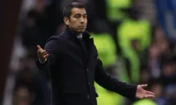 Beşiktaş'ın Yeni Teknik Direktörü Giovanni van Bronckhorst Oldu