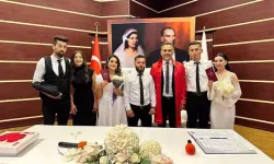 Arkadaş İki Çift, Aynı Günde Birbirlerinin Nikah Şahidi Oldu