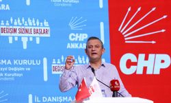 CHP Genel Başkanı Özel: 'Mustafa Kemal'in Askerleriyiz' Demeyen Bir Teğmen Varsa Beka Sorunu Oradadır