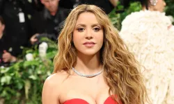 Shakira, Sahnede Sınırı Aşan Davranışa Dayanamadı: Etek Altı Görüntü Skandalı..