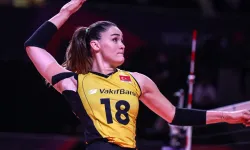 VakıfBank'ın Yeni Lideri: Zehra Güneş Sahaya Çıkıyor!