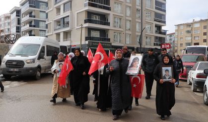 ‘Artık çocuklarımızı gömmeyelim, silahları gömelim’