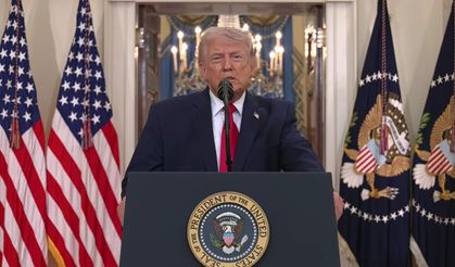 Trump: AB menşeli otomobil ve kamyonlara uygulanan tarife yüzde 25'e çıkarılacak