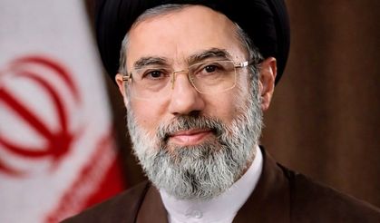 Hamaney: ABD ve İsrail hibrit savaşa yöneldi