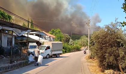 Kumluca'da orman yangını; Yazır Mahallesi tahliye ediliyor