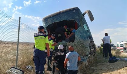 Aksaray’da otobüs yoldan çıktı; yaralılar var