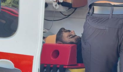 Eyüpsultan'da hafriyat kamyonu devrildi: 2 yaralı