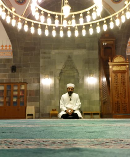 Bu dua sadece teravih namazları sonrası Erzurum’da okunuyor