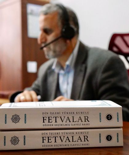 Ramazanda 'Alo Fetva Hattı'na gelen çağrı sayısı iki kat arttı