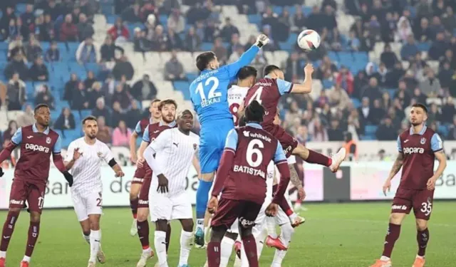 Trabzonspor'a Şok Mağlubiyet! Taraftarlardan İstifa Çağrısı