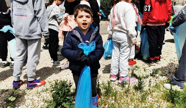 Ankaralı Çocuklar Çöp Toplayarak Farkındalık Yarattı