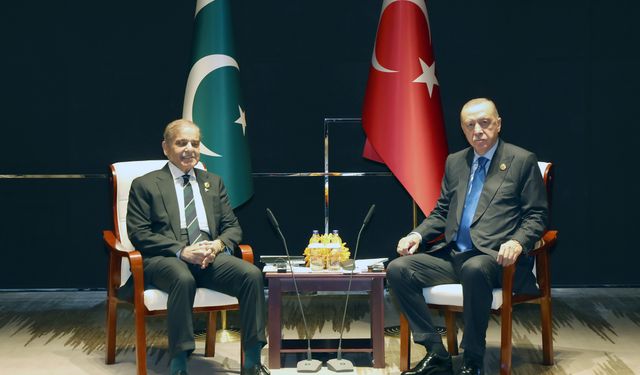 Cumhurbaşkanı Erdoğan, Pakistan Başbakanı Şerif İle Görüştü