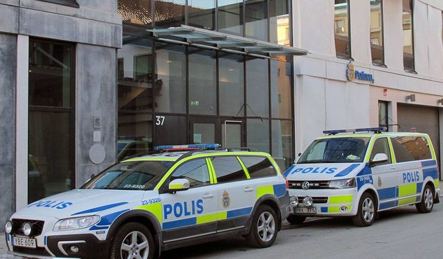 İsveç’te Cami Yakınında Silahlı Saldırı: 2 Yaralı