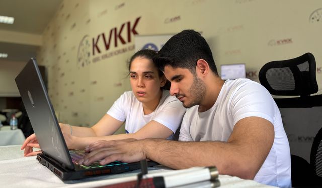 Görme Engelli Yazılımcıdan Dezavantajlı Bireyler İçin Uygulama