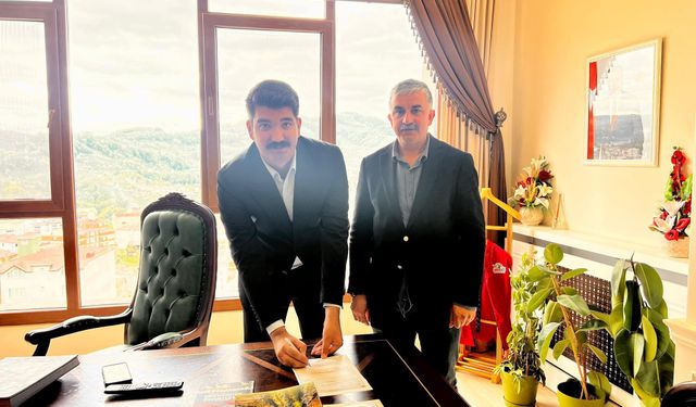 Kaymakam, Görev Yaptığı Korgan İlçesinin Futbol Takımında Oynayacak