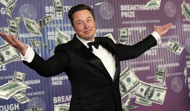 Elon Musk, Serveti 500 Milyar Dolara Ulaşan İlk Kişi Oldu