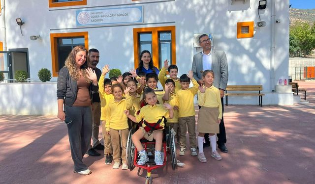 Tedavisi Tamamlanan SMA'lı Defne'nin Okul Heyecanı