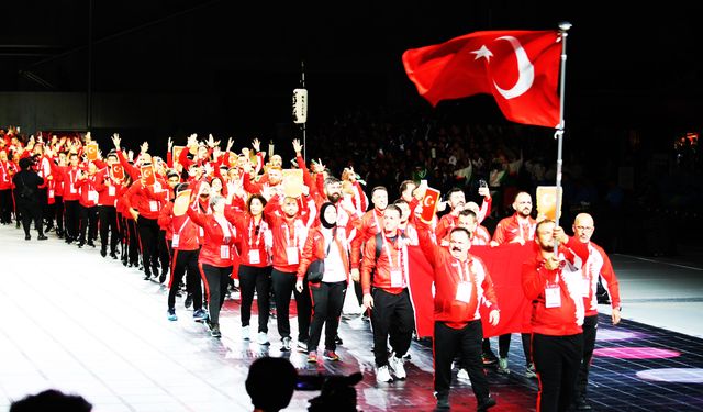 Tokyo 2025 İşitme Engelliler Yaz Olimpiyatları (Deaflympics) açılış seremonisi gerçekleştirildi