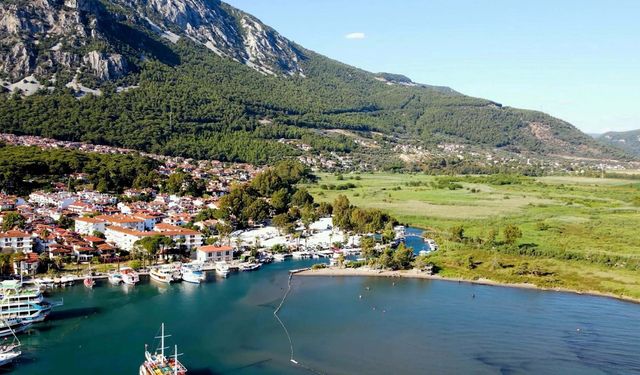 Akyaka, The Guardian'da: Kitlesel turizme direnen ender sahil kasabası