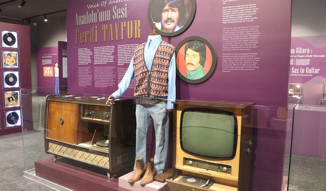 Ferdi Tayfur, ölümünün birinci yıl dönümünde doğduğu kentte anıldı