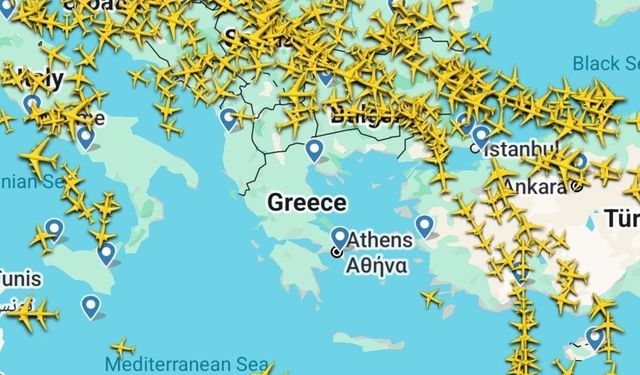 Yunanistan hava sahası kapandı; 3 uçak İstanbul’a indi