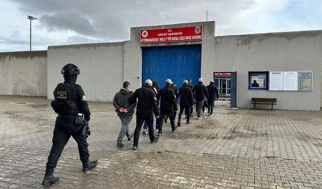 Afyonkarahisar merkezli 4 ilde DEAŞ operasyonu; 6 tutuklama