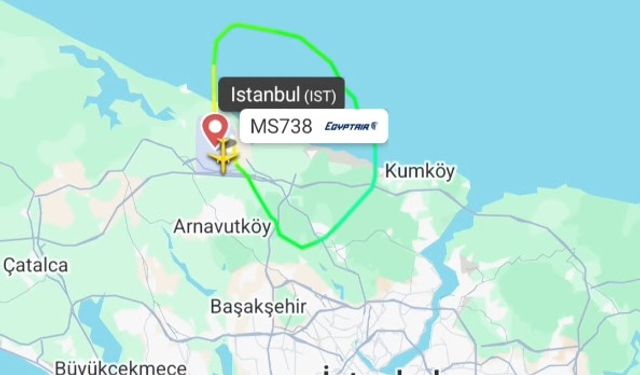 Duman ikazı alan pilot İstanbul Havalimanı'na acil iniş yaptı