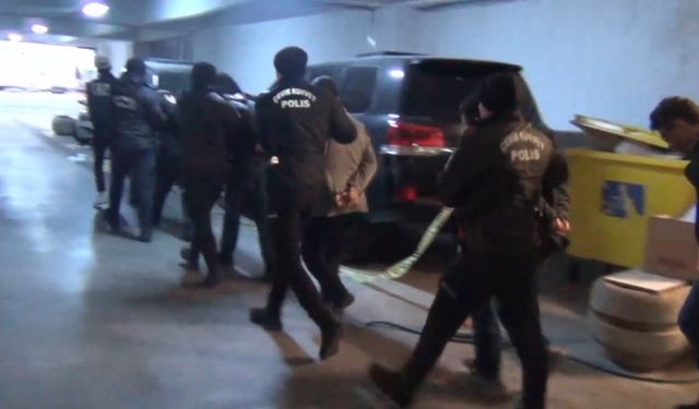 İstanbul merkezli 11 ilde FETÖ/PDY operasyonunda şüpheliler adliyeye sevk edildi