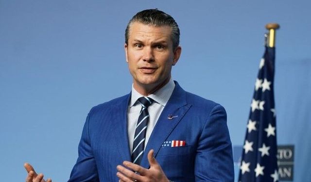 ABD Savunma Bakanı Hegseth: Bu bir rejim değişikliği savaşı değil ama rejim değişti