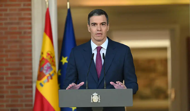 İspanya, İran'a yönelik saldırılara katılan ABD uçaklarına hava sahasını kapattı