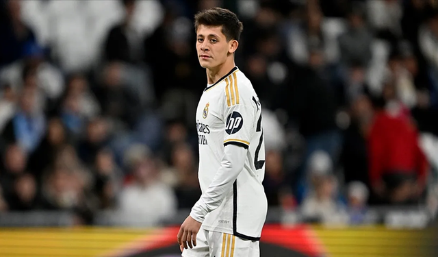 Arda Güler yaklaşık 70 metreden attığı golle gecenin yıldızı oldu