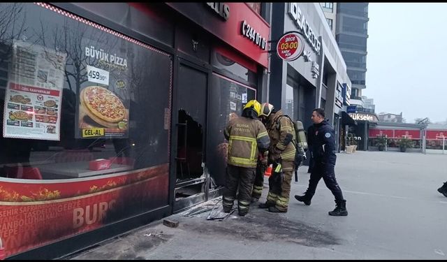 Bursa’da pizza zincirinin eski çalışanı 2 şubeyi kundakladı