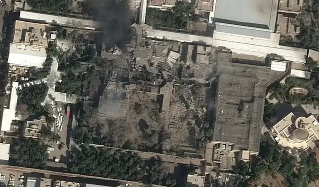 Hamaney'in kızı, damadı, torunu ve gelini hayatını kaybetti