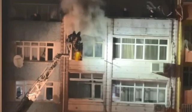 Fatih'te eşini öldüren koca evi ateşe verdi