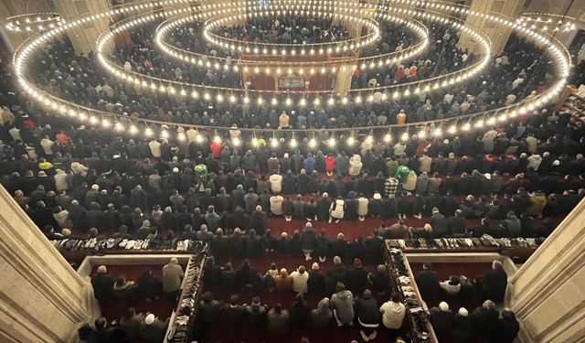 Selimiye'de 4 yıl aranın ardından ilk bayram namazı