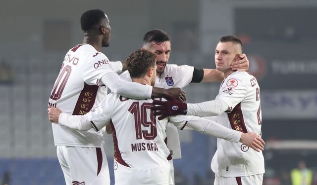 Trabzonspor kupada RAMS Başakşehir FK'yı mağlup ederek çeyrek finale yükseldi