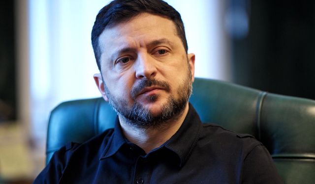 Zelenskiy: Rusya bir haftada yaklaşık 1750 İHA, 1530 güdümlü bomba ve 39 füze ile saldırdı